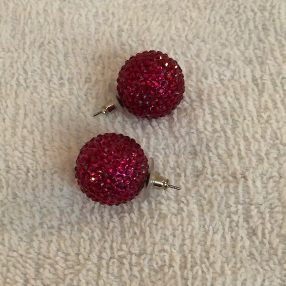 4 EARRING BUNDLE - Picture 2 of 6